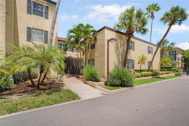 Building Photo - 5305 San Sebastian Ct Unit 125 Rental