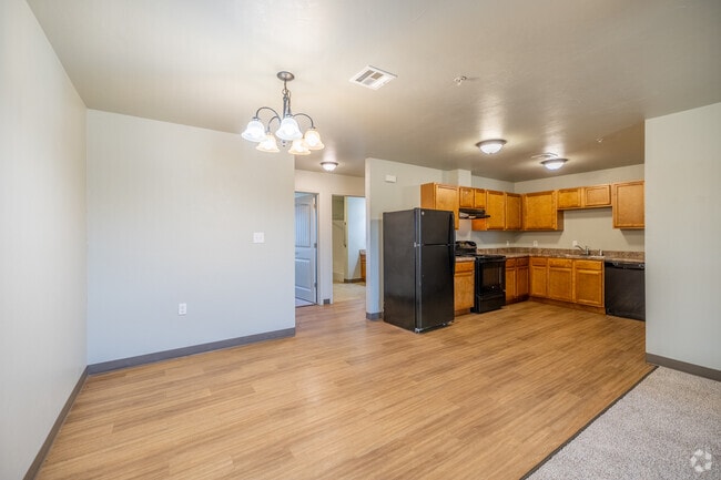 2BR, 1BA - 1,000SF - Dining Room and Kitchen