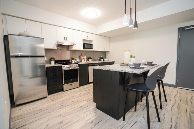 Photo - 239 Albert St