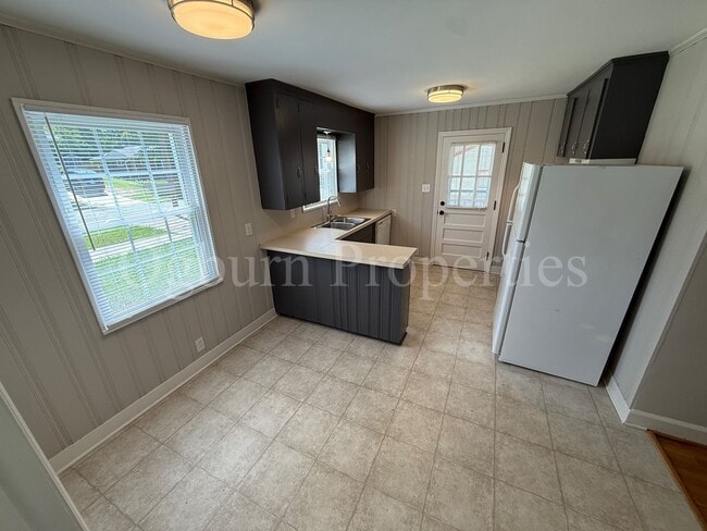 Photo - 1408 Kenwood St