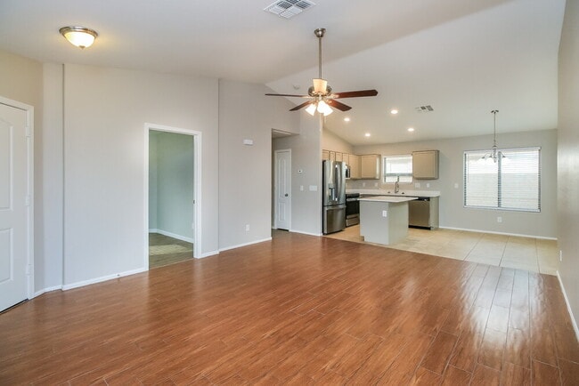 Photo - 29039 N Coal Ave