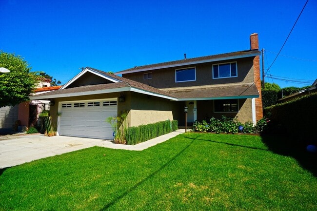 Building Photo - 12024 Alberta Dr