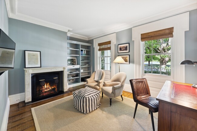 Photo - 111 S Main St