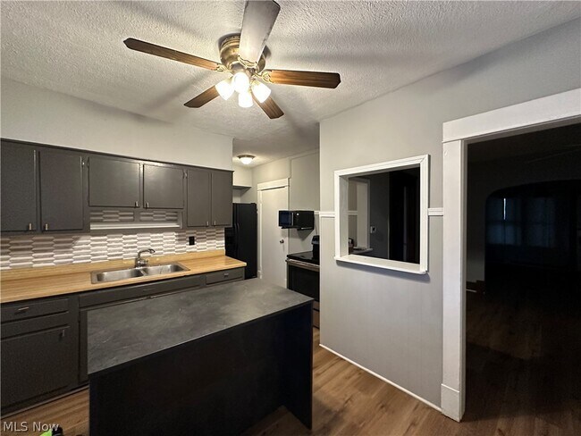 Photo - 4408 Alpha Ave Unit Down