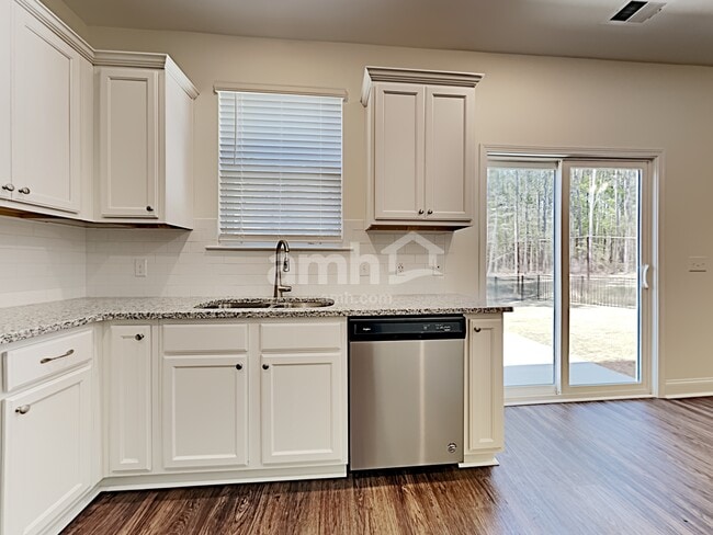 Photo - 149 Blackstone Dr