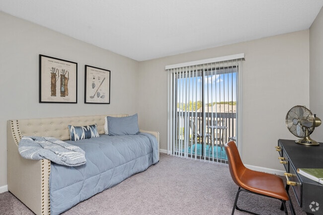 2BR, 1BA - 1070SF - Guest Bedroom - Hickory Knoll