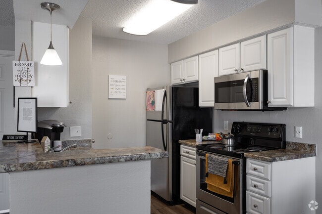 1x1 - Kitchen - Hullabaloo