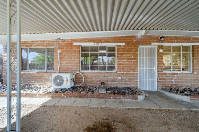 Photo - 3225 E Patricia St Unit 1