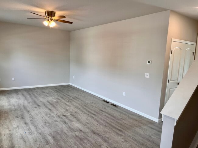 1Riverview Townhomes