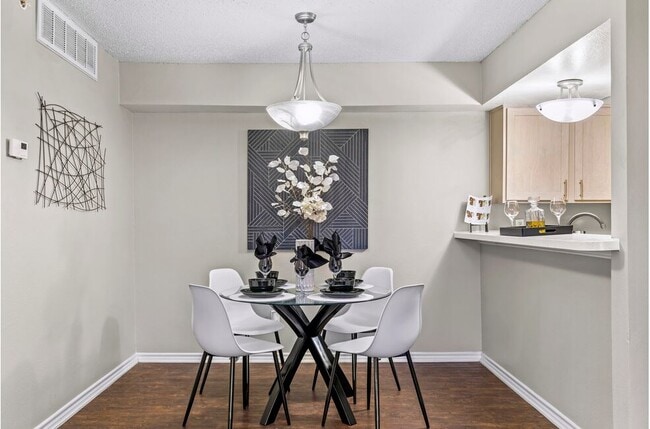 Photo - The Courts Of Bedford