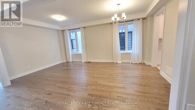 Photo - 113 Bearberry Rd