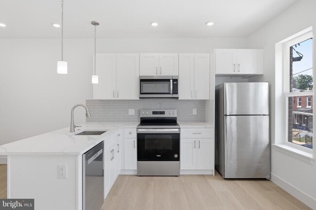 Building Photo - 3637 N 16th St Unit C