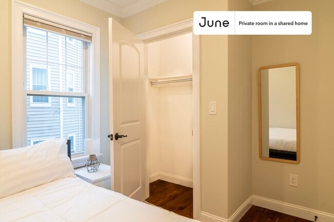 Photo - Room in Shared 4 bed/1.5 bath home Unidad B