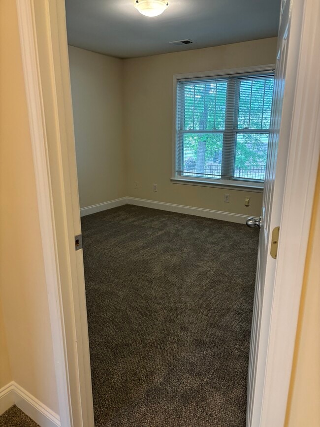 Photo - 3246 Wesley Ave