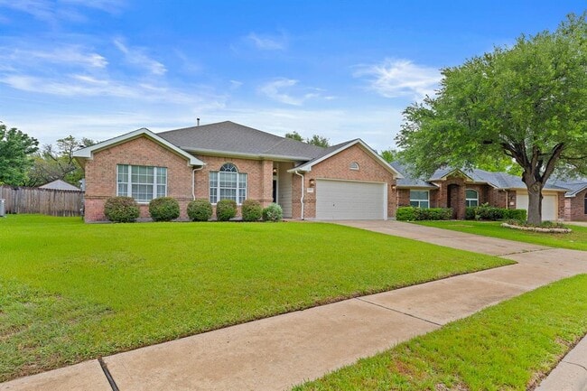 Building Photo - 1816 White Indigo Trail