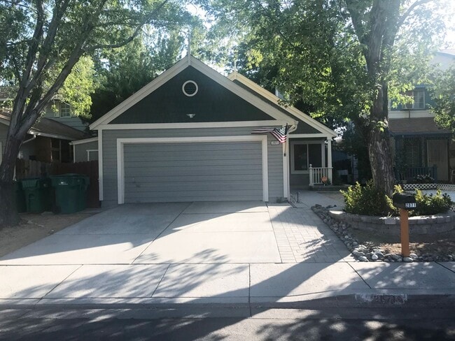 Building Photo - Single Story 2 Br, 2 Bath, 2 Car Home in Sparks