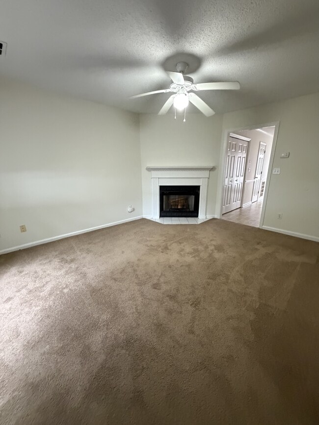 Photo - 3811 Sterling Pointe Dr