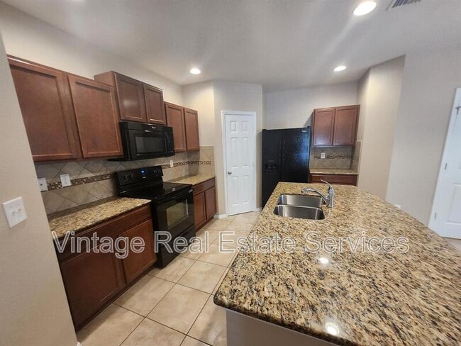 Photo - 4721 Chatterton Way