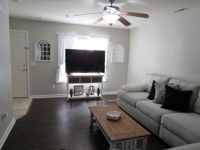 Photo - Welcome to Greenford Place!