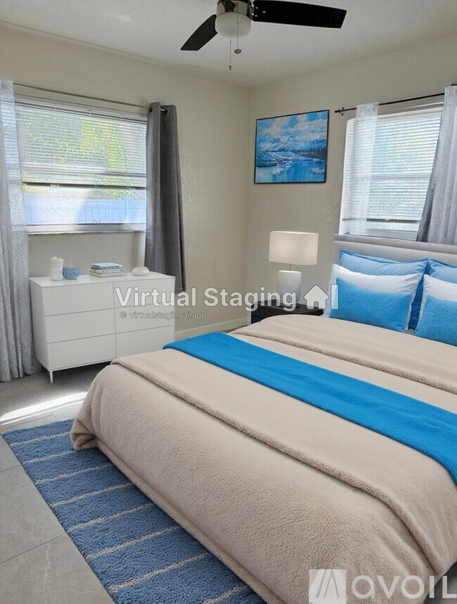 Photo - 4218 Des Moines St NE