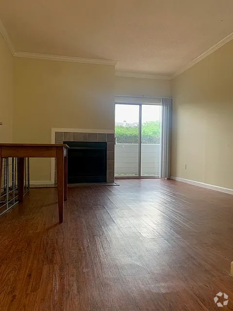 Building Photo - 12166 Metric Blvd Unit 169 Rental