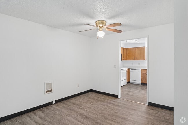 3BR, 1BA - 1,260SF - Dining Room