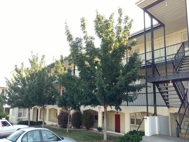 Photo - Apartment next to Bill Snyder Family Stadi...