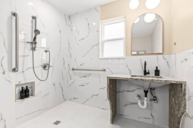 Photo - 18415 Sharon Ln Unidad ID1054652P