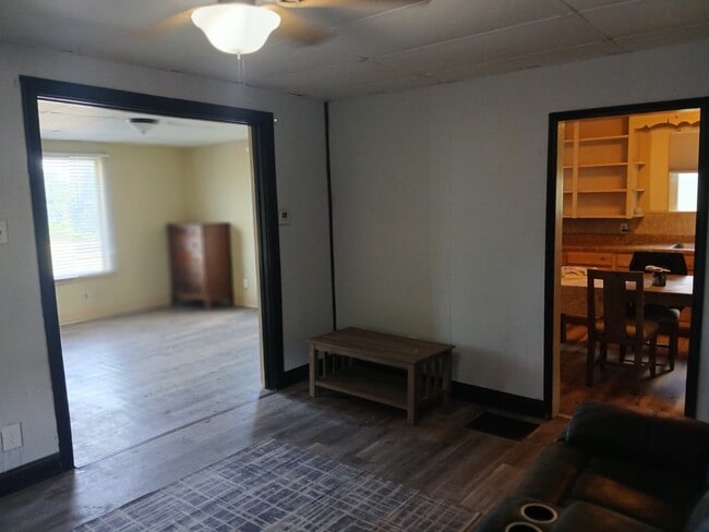 Photo - 935 Morgan Ave