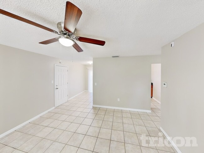 Photo - 11116 Stafford Ln