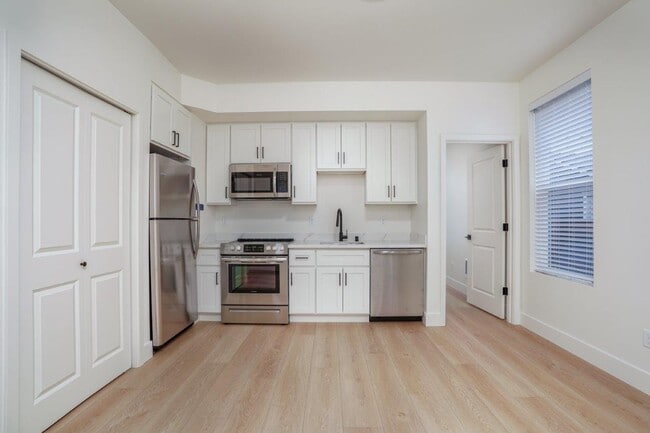 Photo - 617 S Anderson St Unidad C