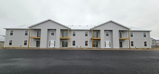 Building Photo - 2039 N Wedgewood Ave Rental