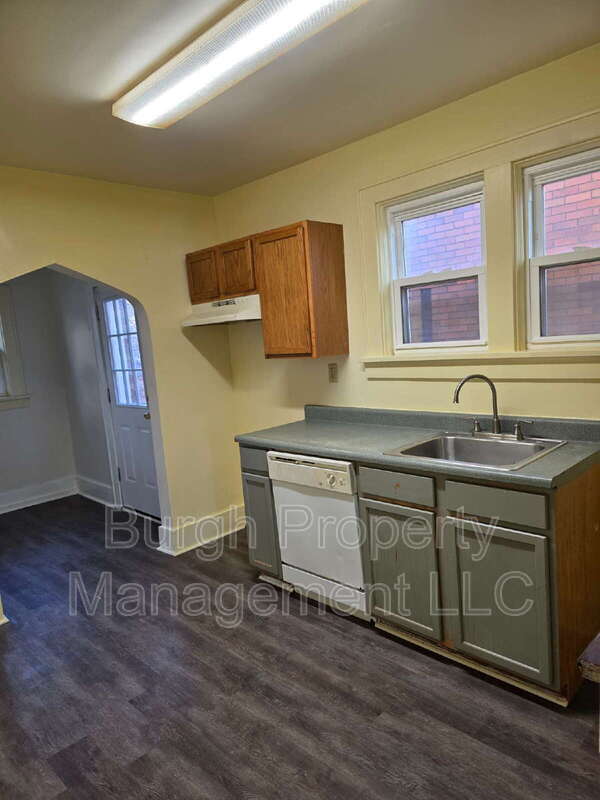 Photo - 1411 Bellaire Pl