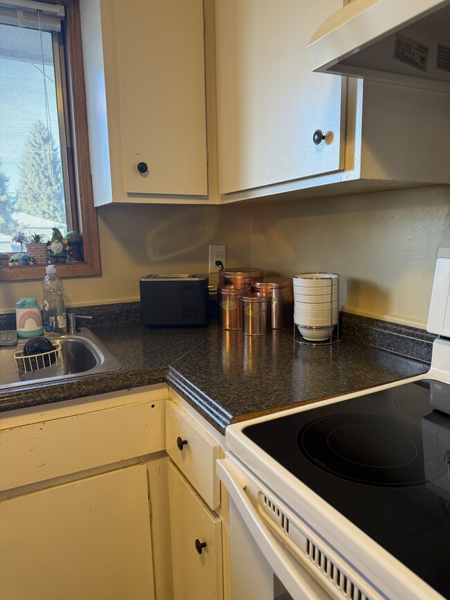 Photo - 2223 E Joseph Ave