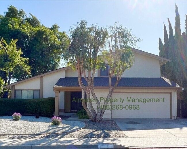 Building Photo - Newly Renovated Home Near Award Winning Sc...