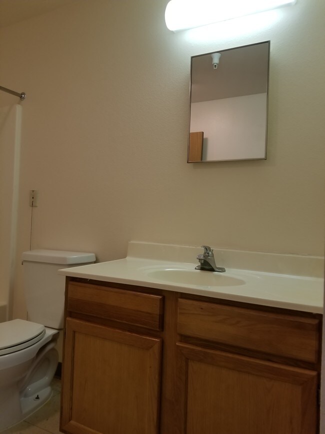 Syringa Plaza Apartments