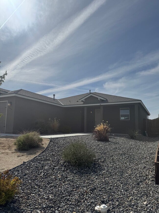 1010 Emerald Wy