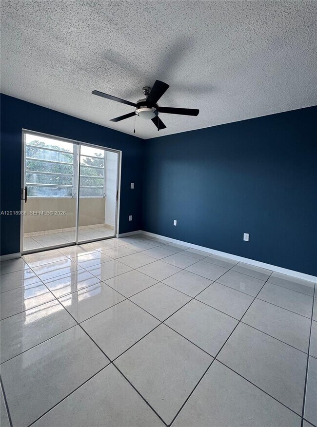 65 NE 202nd Terrace Unit Q33