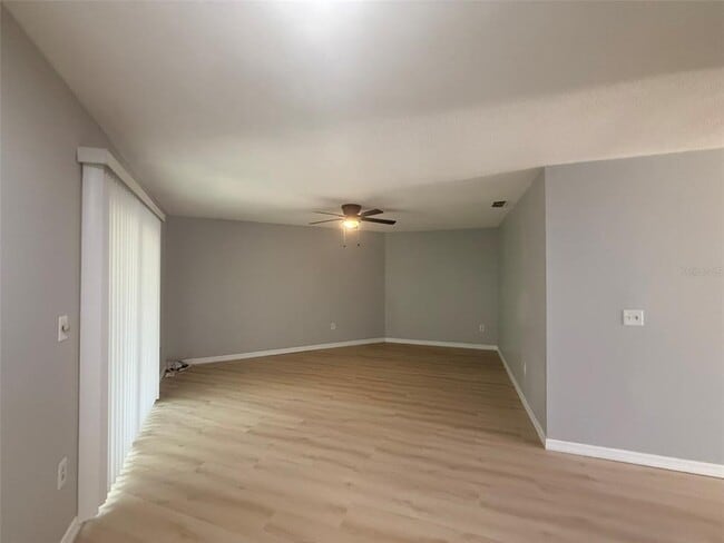 Photo - 3664 Meriden Ave