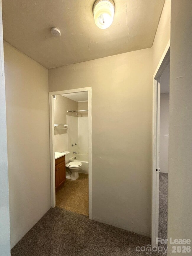 Photo - 2126 E 7th St Unit 107