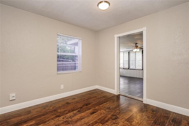 Photo - 1475 Daroca Dr