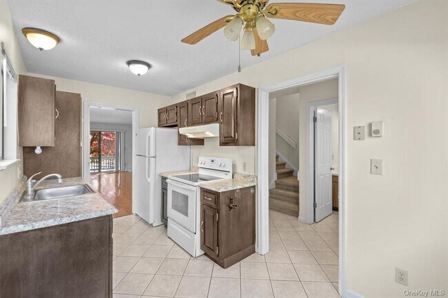 Photo - 49 A Heritage Hills