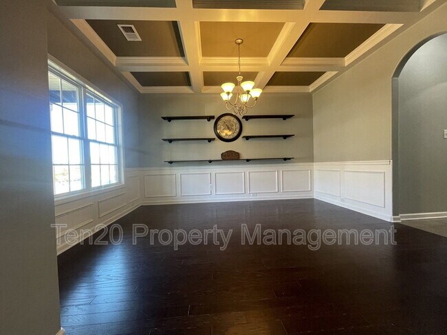 Photo - 4955 Brightstar Ln