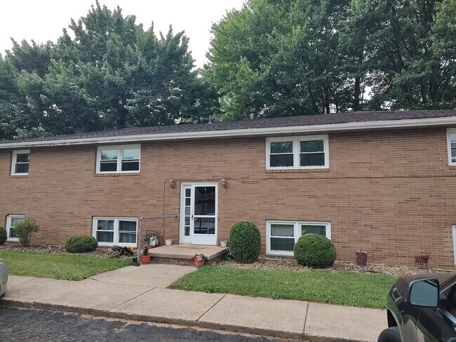 Photo - 3 Sandy Dr Apartments Unit B