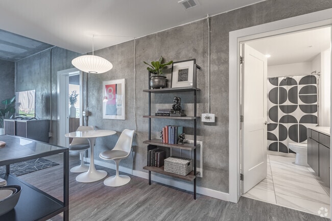 1BR,1BA,- The Imperial