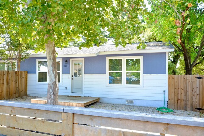 Photo - 1401 Marcus Pl