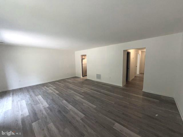Building Photo - 29595 Dutchmans Ln