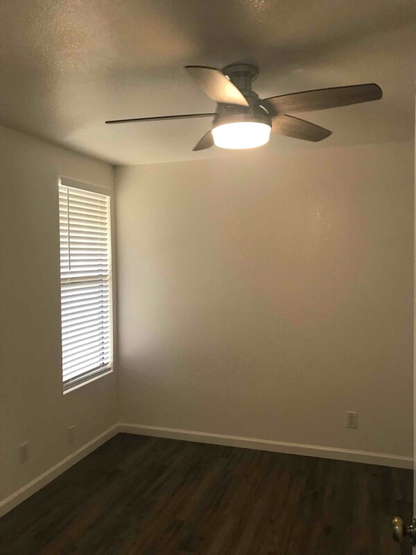 Photo - 515 Grande Ave