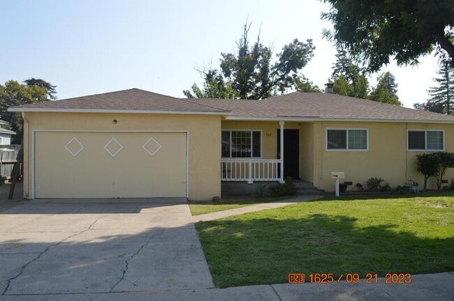 Building Photo - 768 Julian St