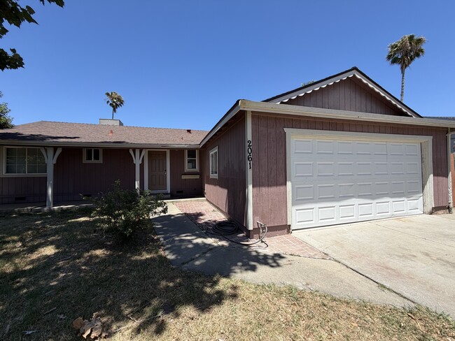 Building Photo - 2061 Matson Dr